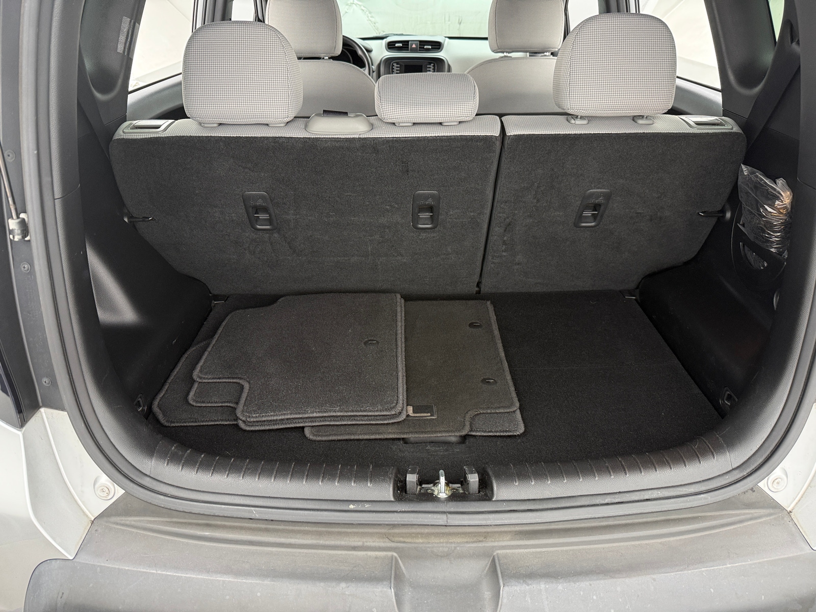 Thumbnail: 2016 Kia Soul - 7