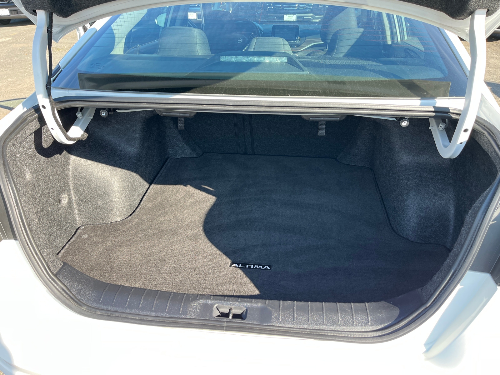 Thumbnail: 2025 Nissan Altima - 6