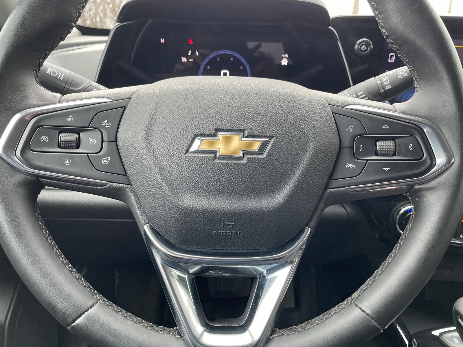 Thumbnail: 2025 Chevrolet Trax - 5