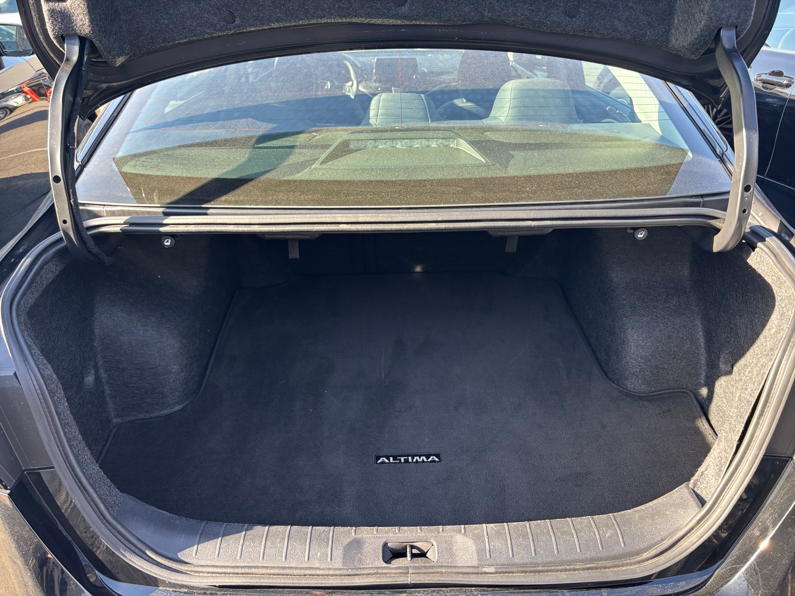 Thumbnail: 2025 Nissan Altima - 6