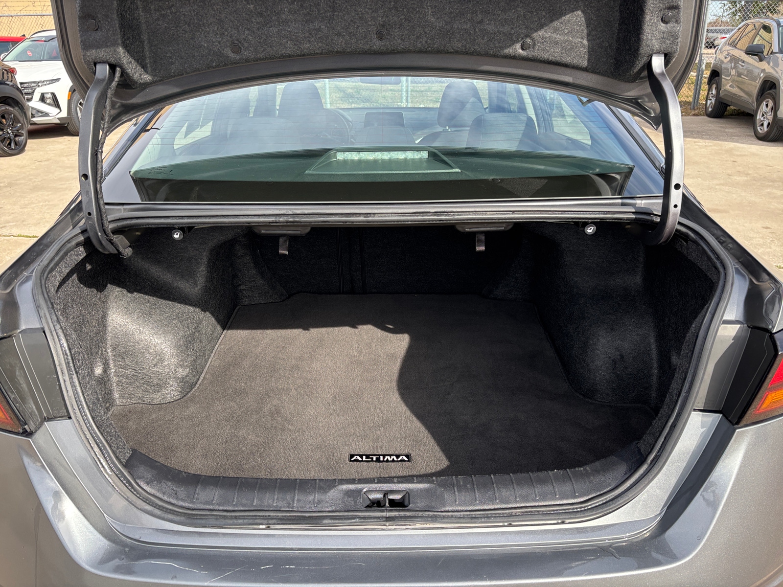 Thumbnail: 2025 Nissan Altima - 6