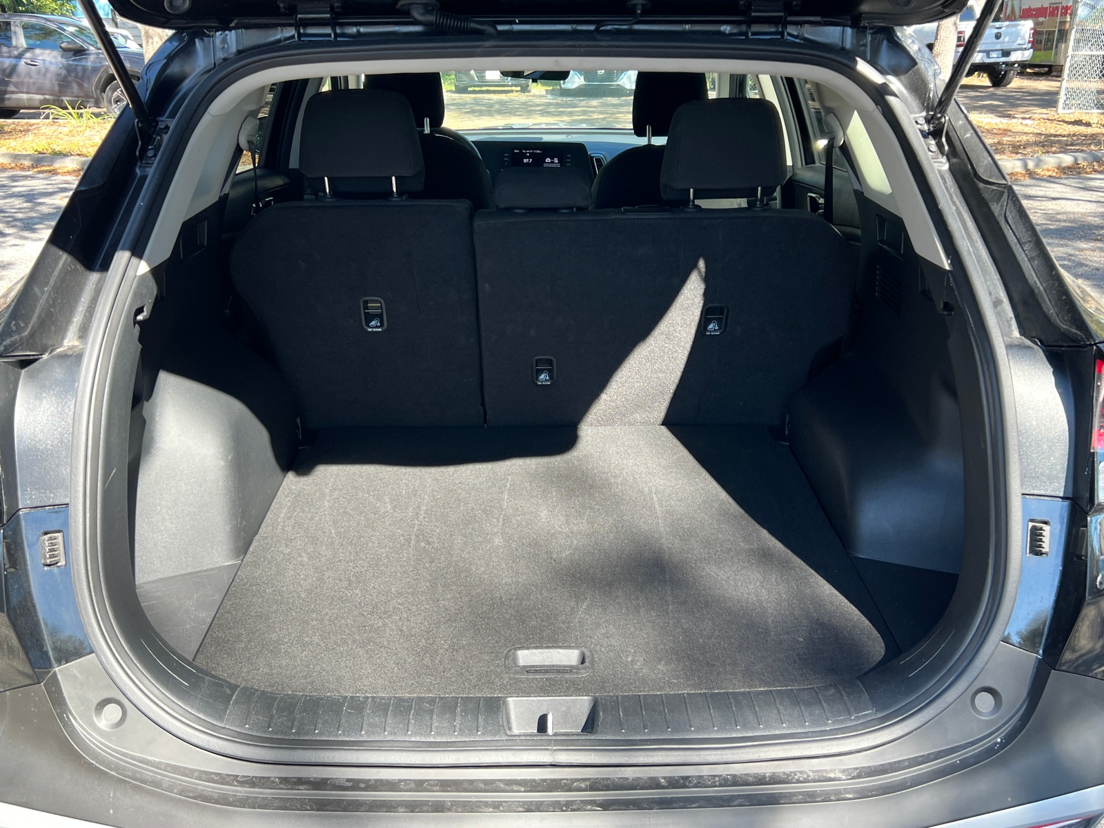 Thumbnail: 2025 Kia Sportage - 4