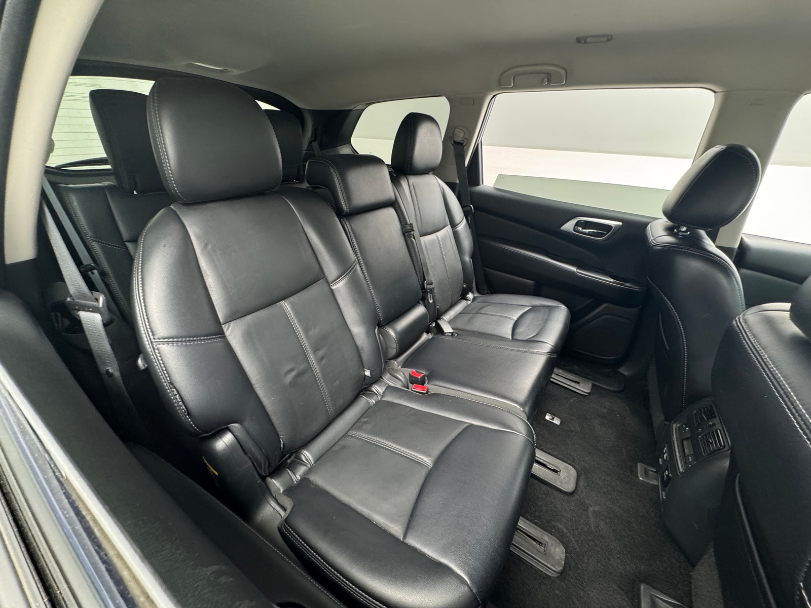 Thumbnail: 2019 Nissan Pathfinder - 5