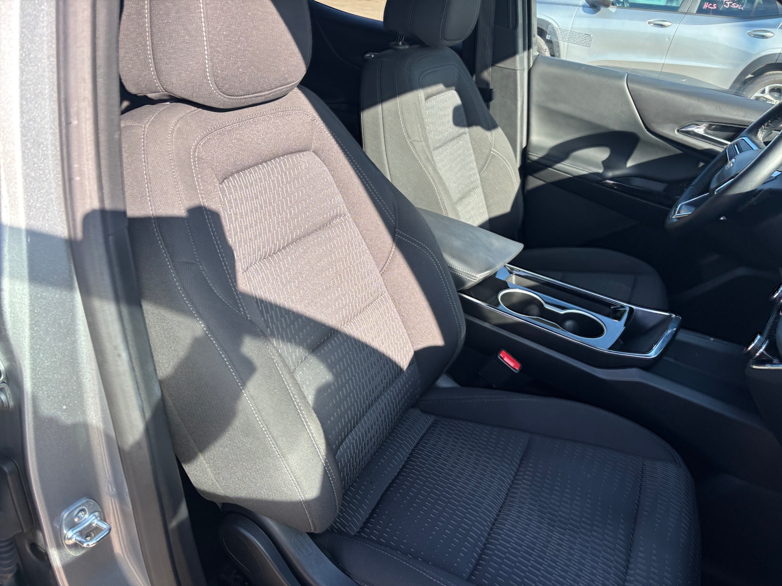 Thumbnail: 2025 Chevrolet Equinox - 2