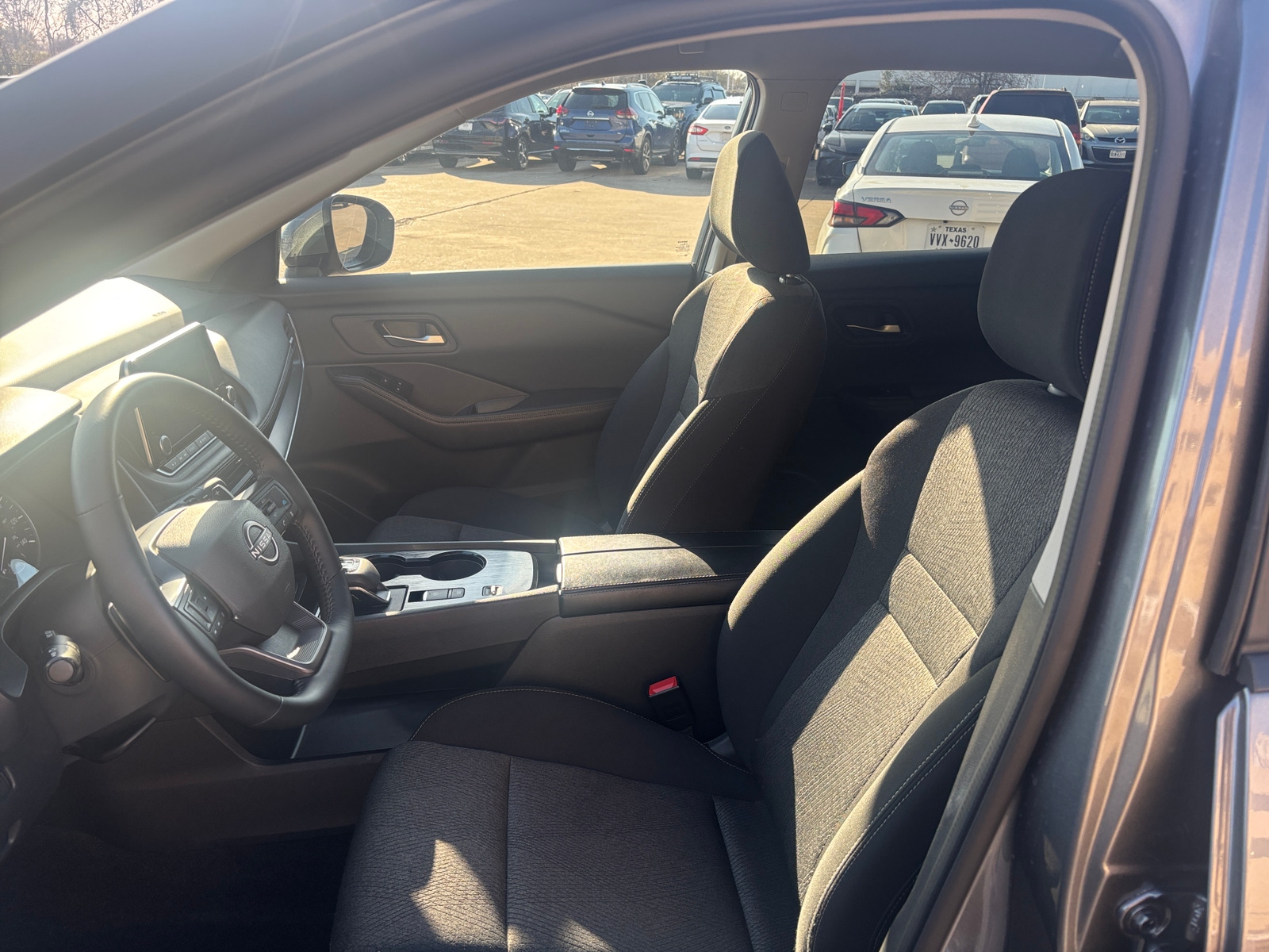 Thumbnail: 2025 Nissan Rogue - 2