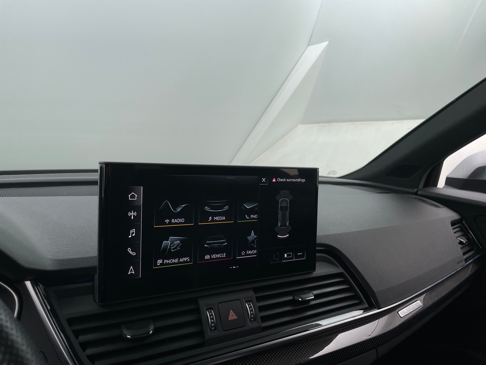 Thumbnail: 2022 Audi SQ5 - 3