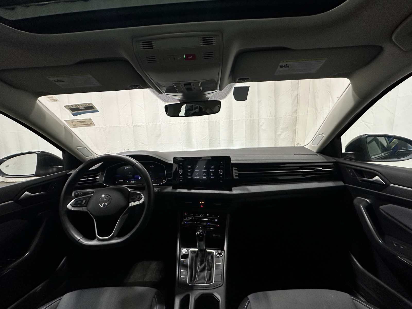 Thumbnail: 2025 Volkswagen Jetta - 2