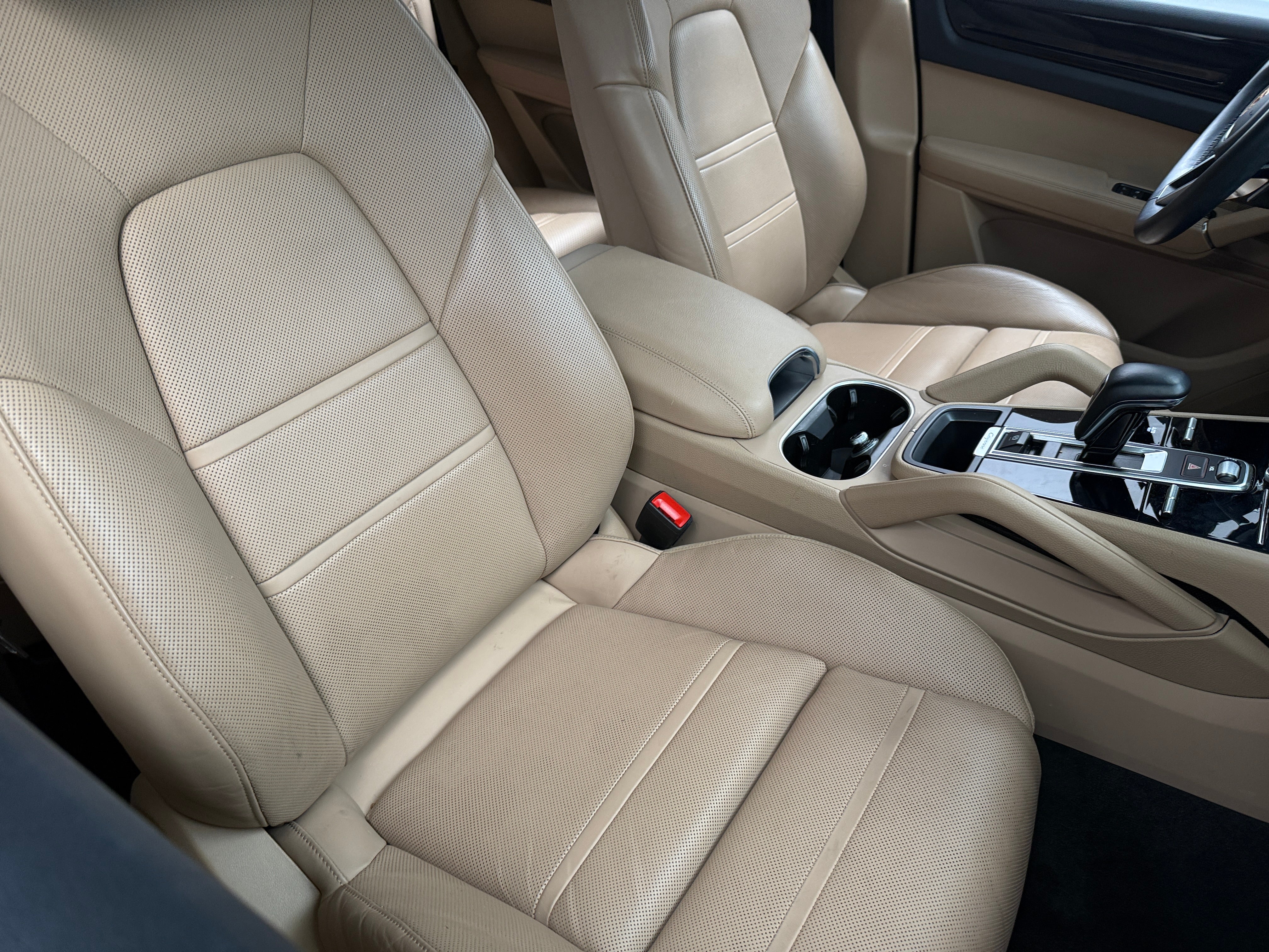 2023 Porsche Cayenne