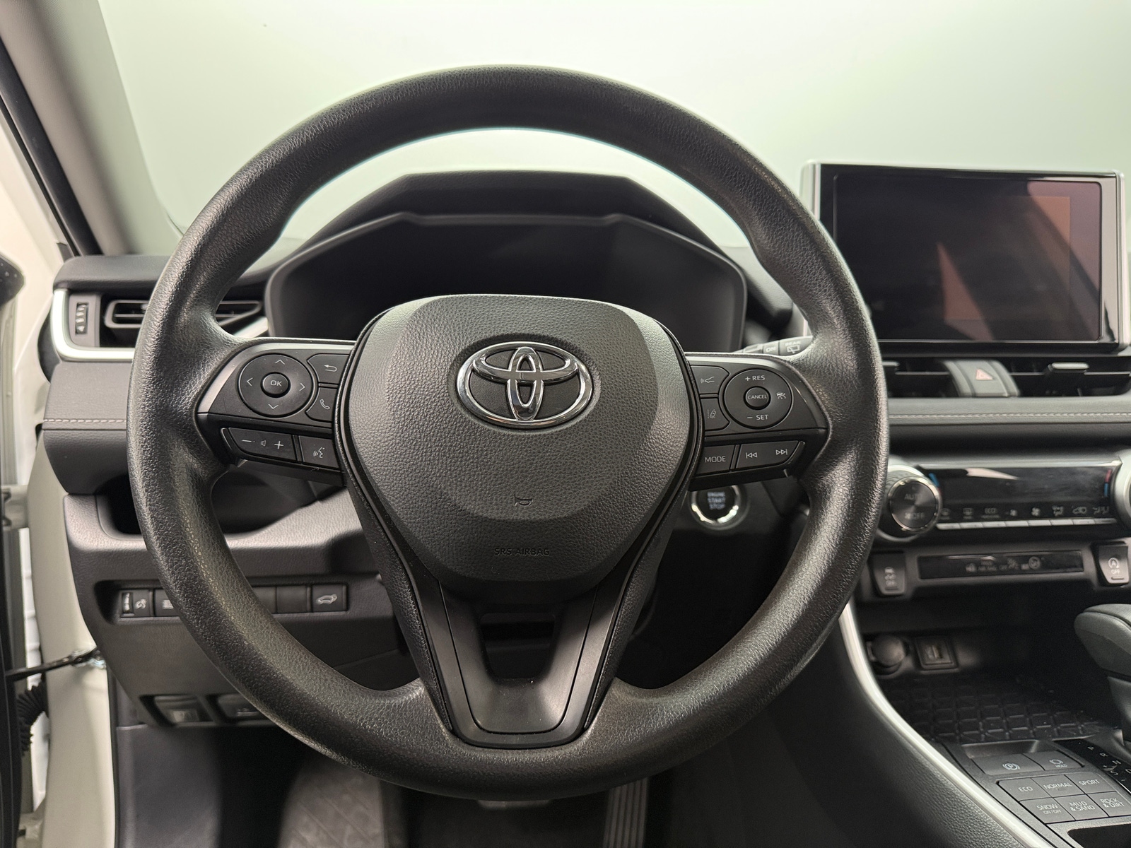 Thumbnail: 2025 Toyota RAV4 - 5