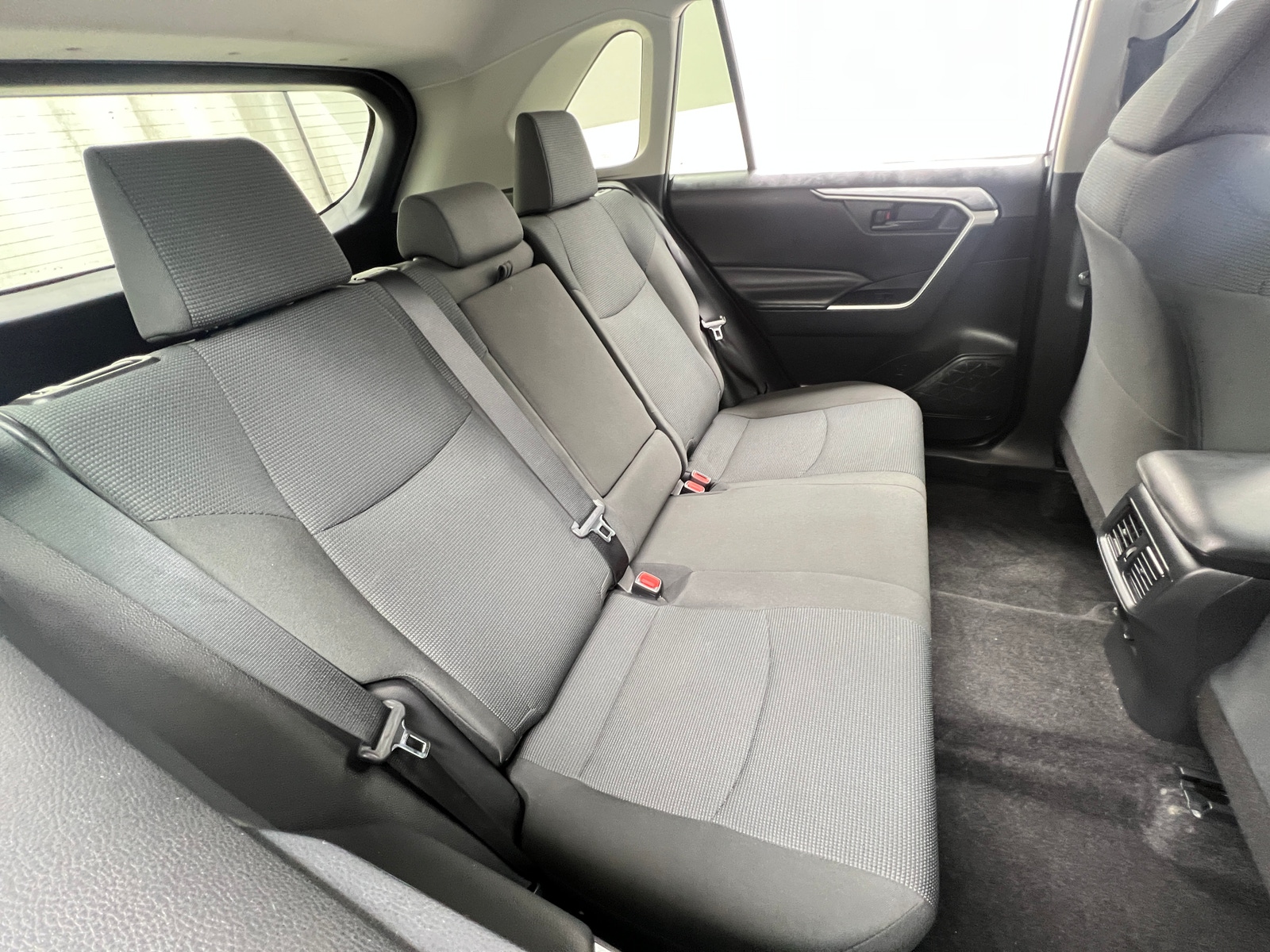 Thumbnail: 2022 Toyota RAV4 - 6