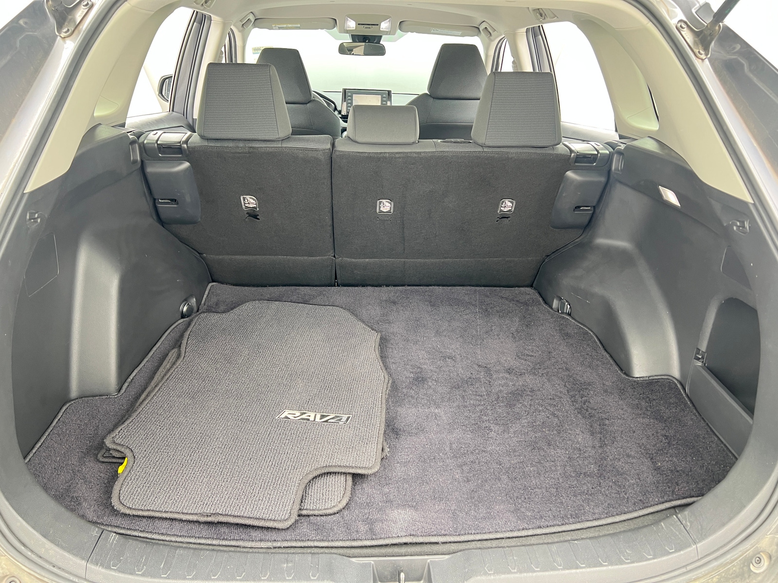 Thumbnail: 2022 Toyota RAV4 - 7