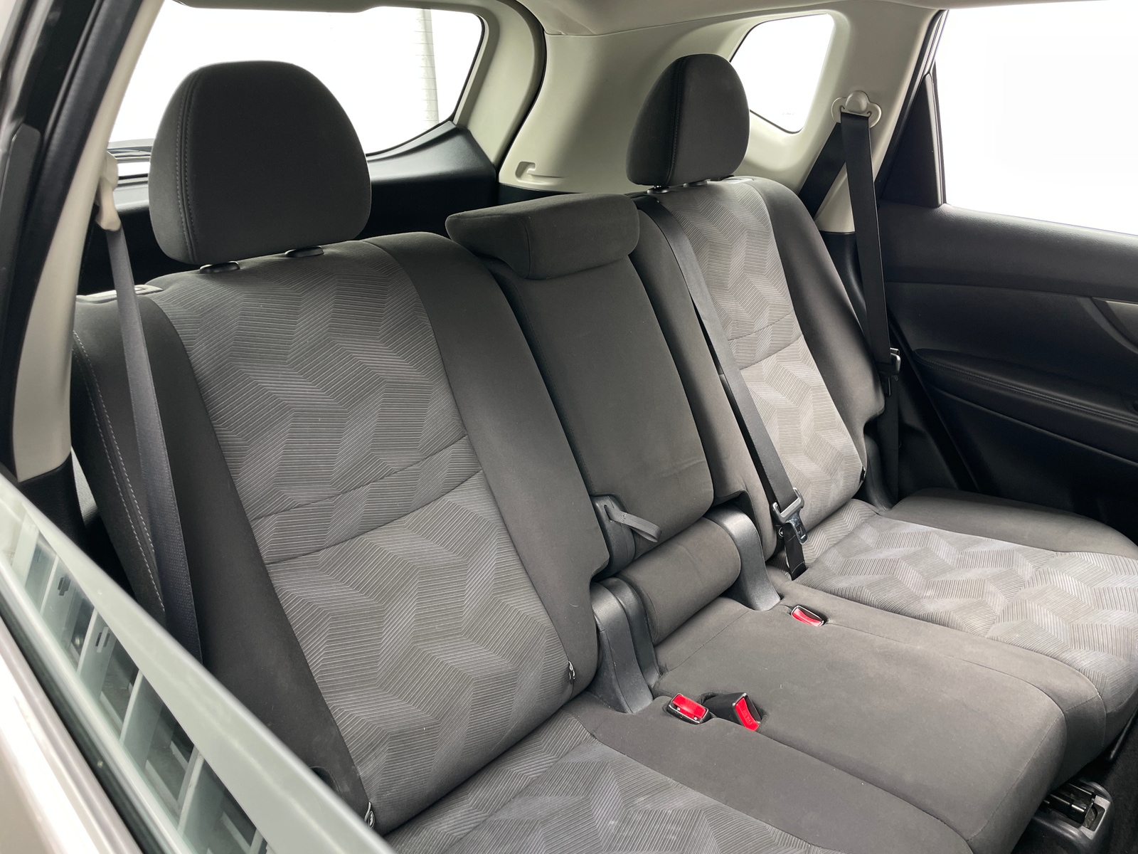 Thumbnail: 2016 Nissan Rogue - 6