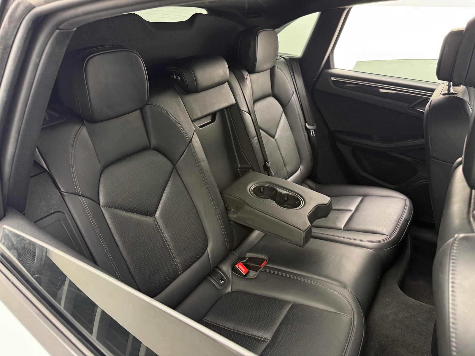 Thumbnail: 2019 Porsche Macan - 6