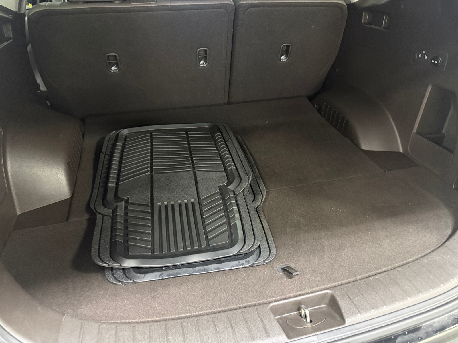 Thumbnail: 2020 Hyundai Santa Fe - 6