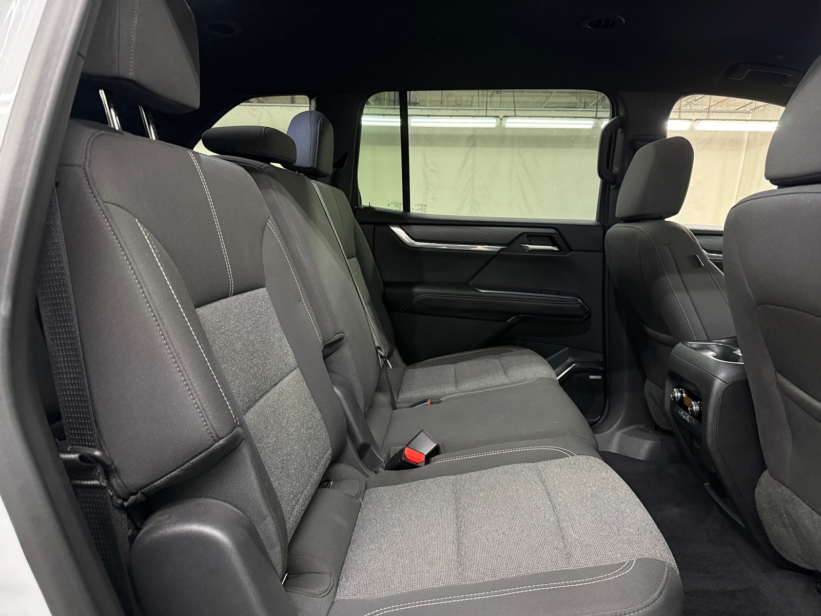 Thumbnail: 2025 GMC Acadia - 6