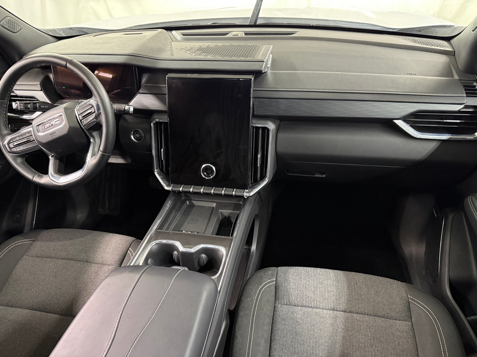 Thumbnail: 2025 GMC Acadia - 3