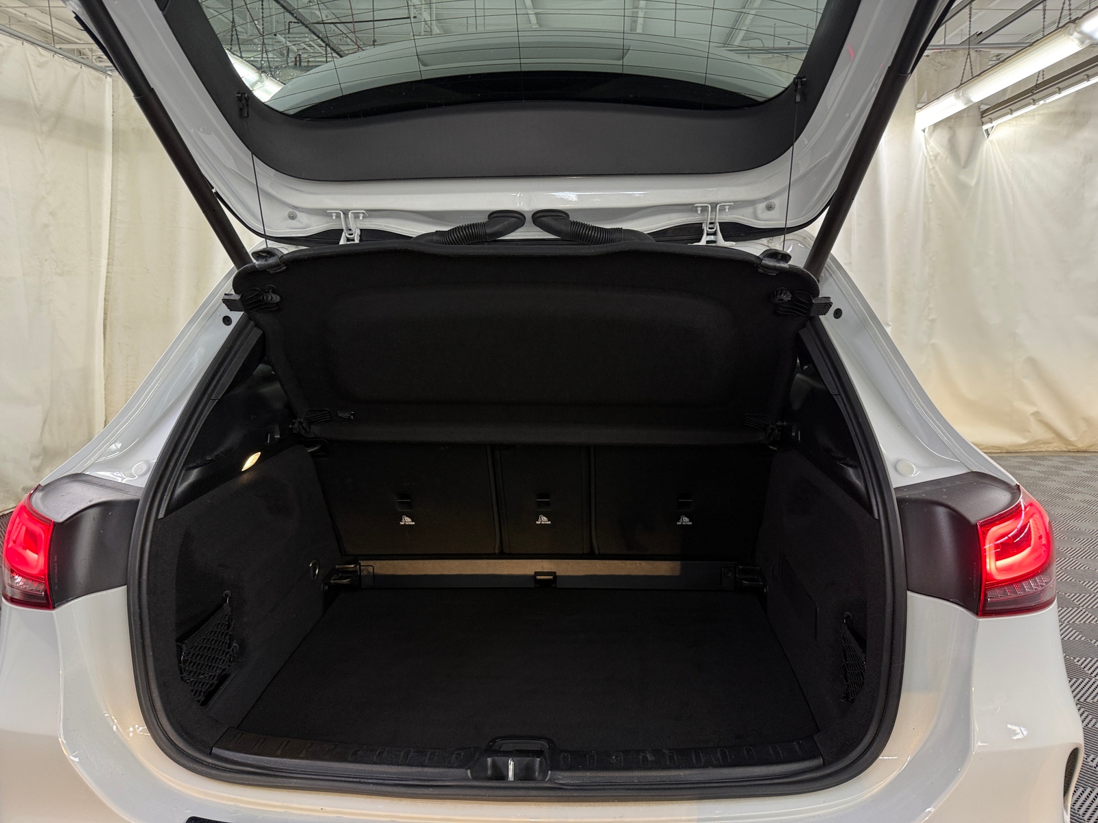 Thumbnail: 2021 Mercedes-Benz GLA - 6