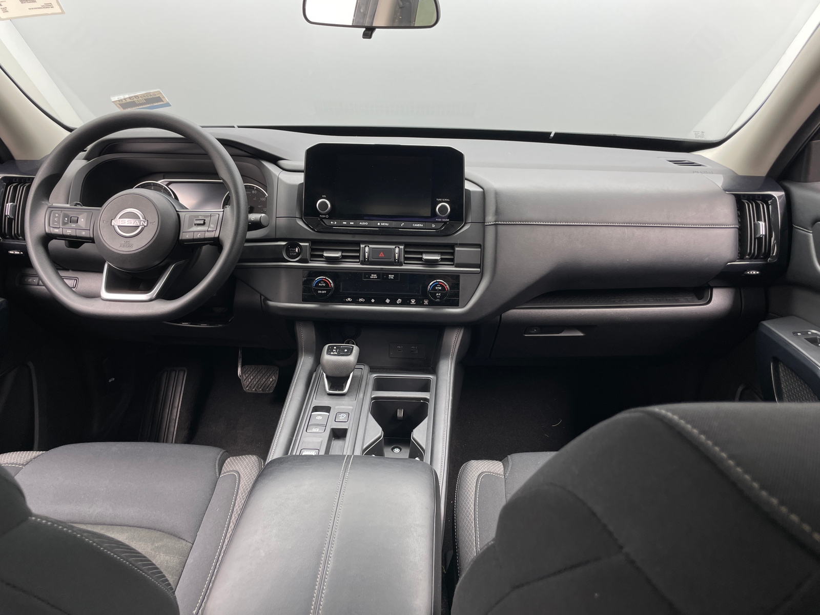 Thumbnail: 2025 Nissan Pathfinder - 3