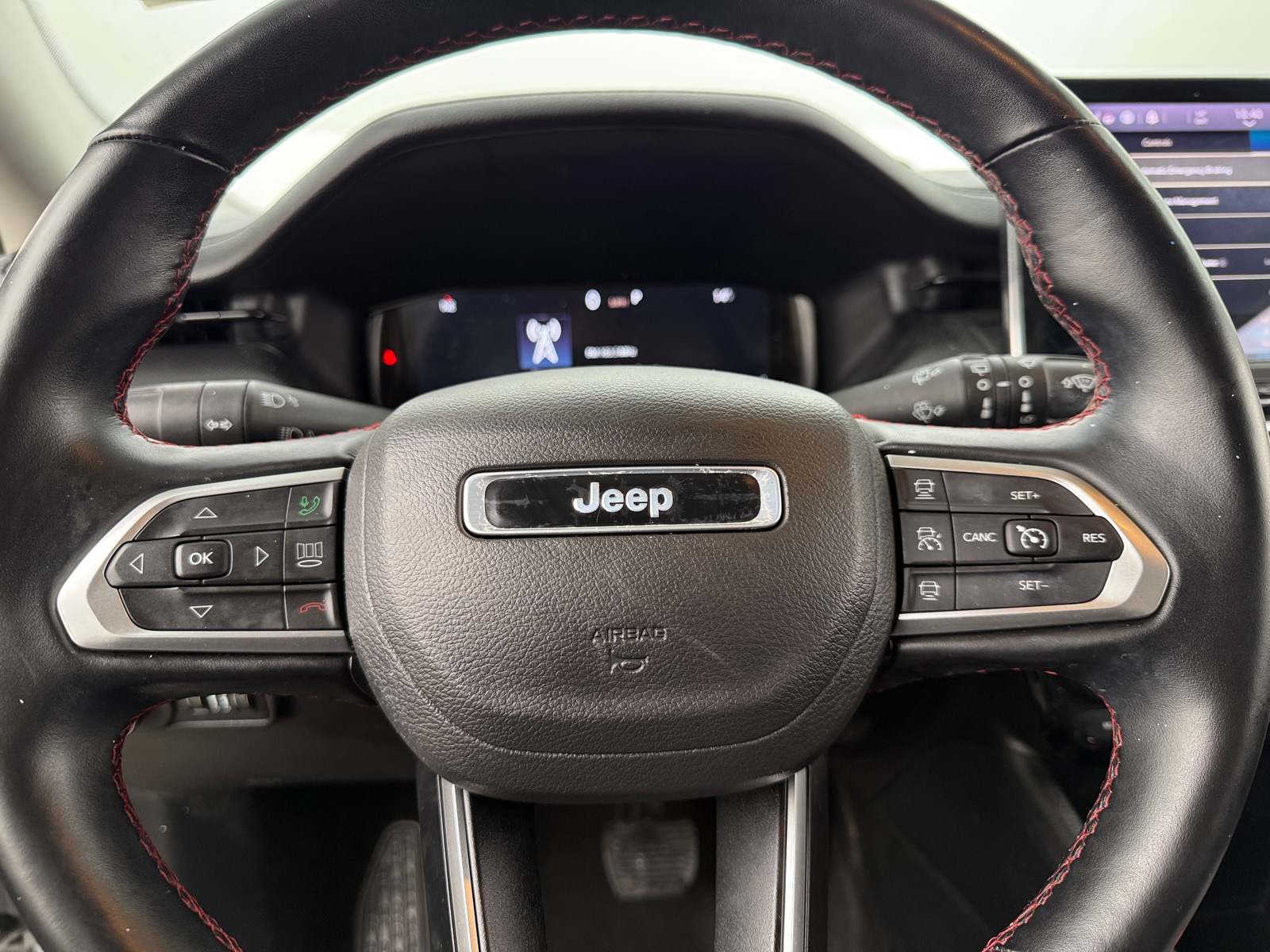 Thumbnail: 2022 Jeep Compass - 4