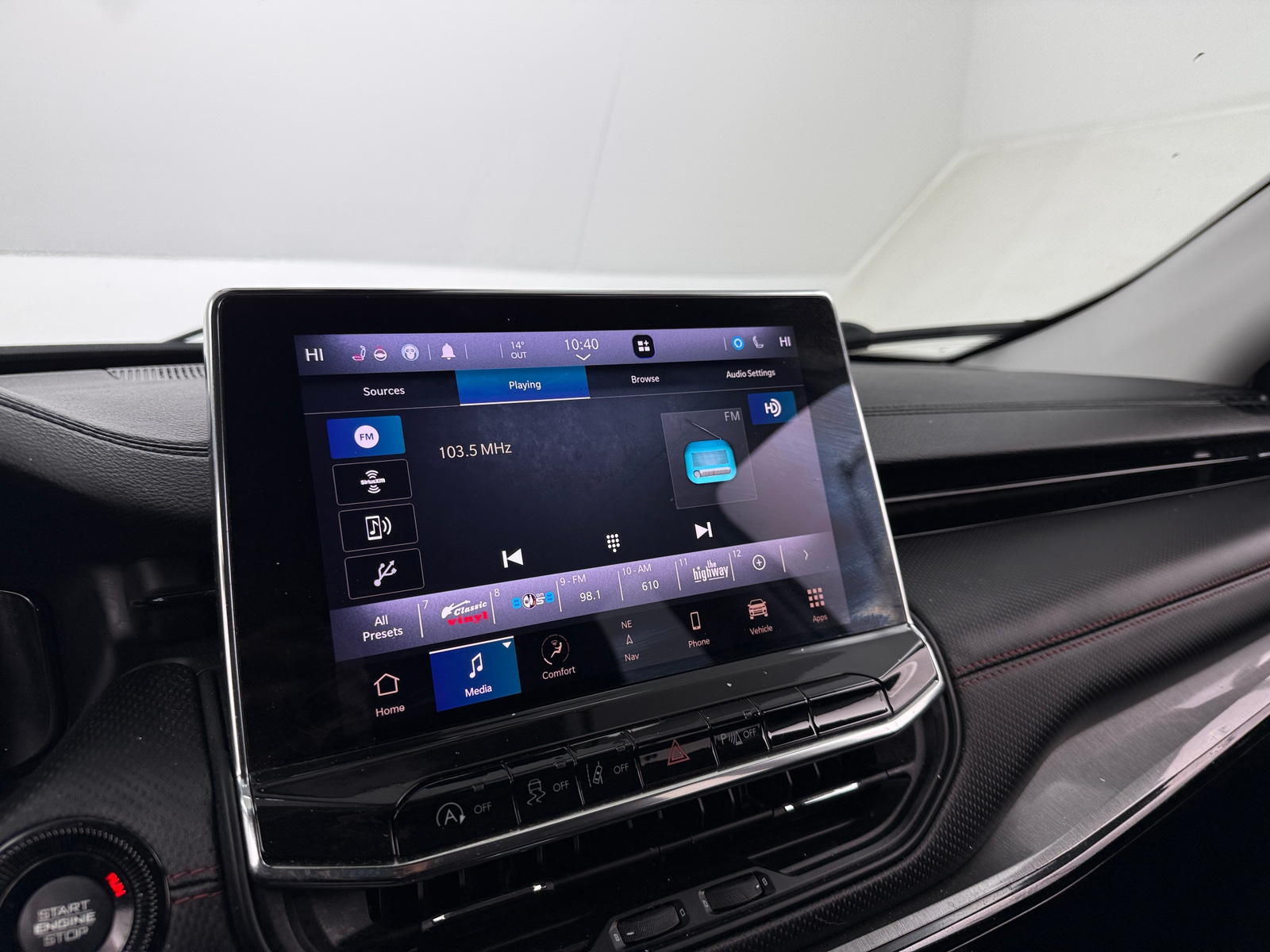 Thumbnail: 2022 Jeep Compass - 3