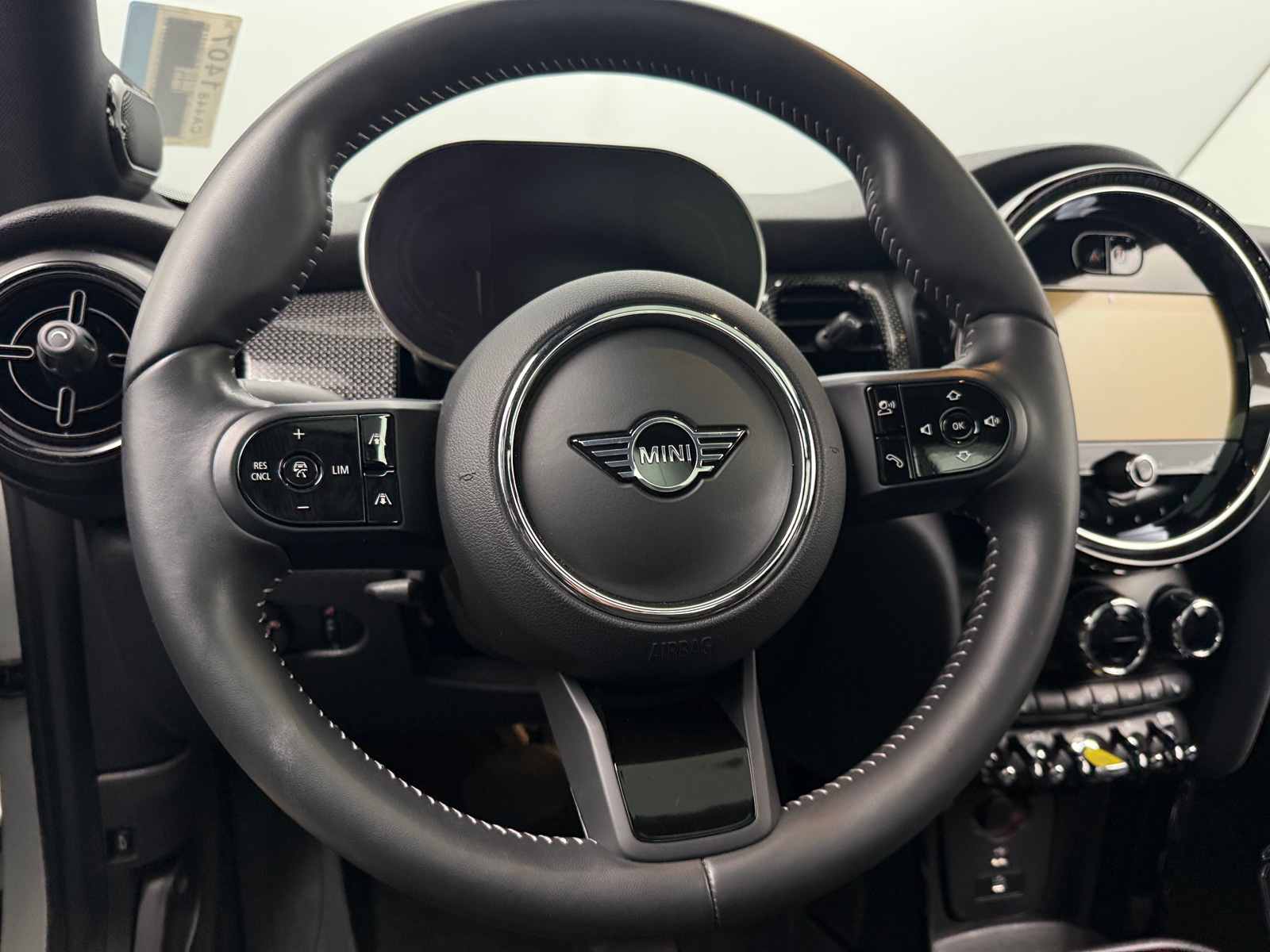 Thumbnail: 2024 MINI Cooper Hardtop - 4