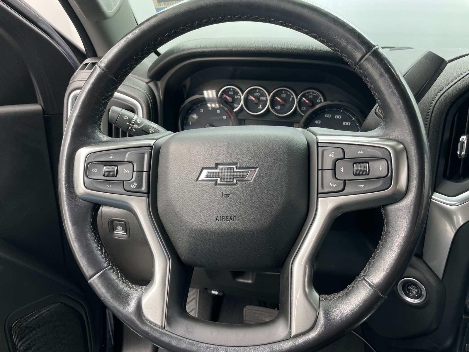 Thumbnail: 2021 Chevrolet Silverado 1500 - 5