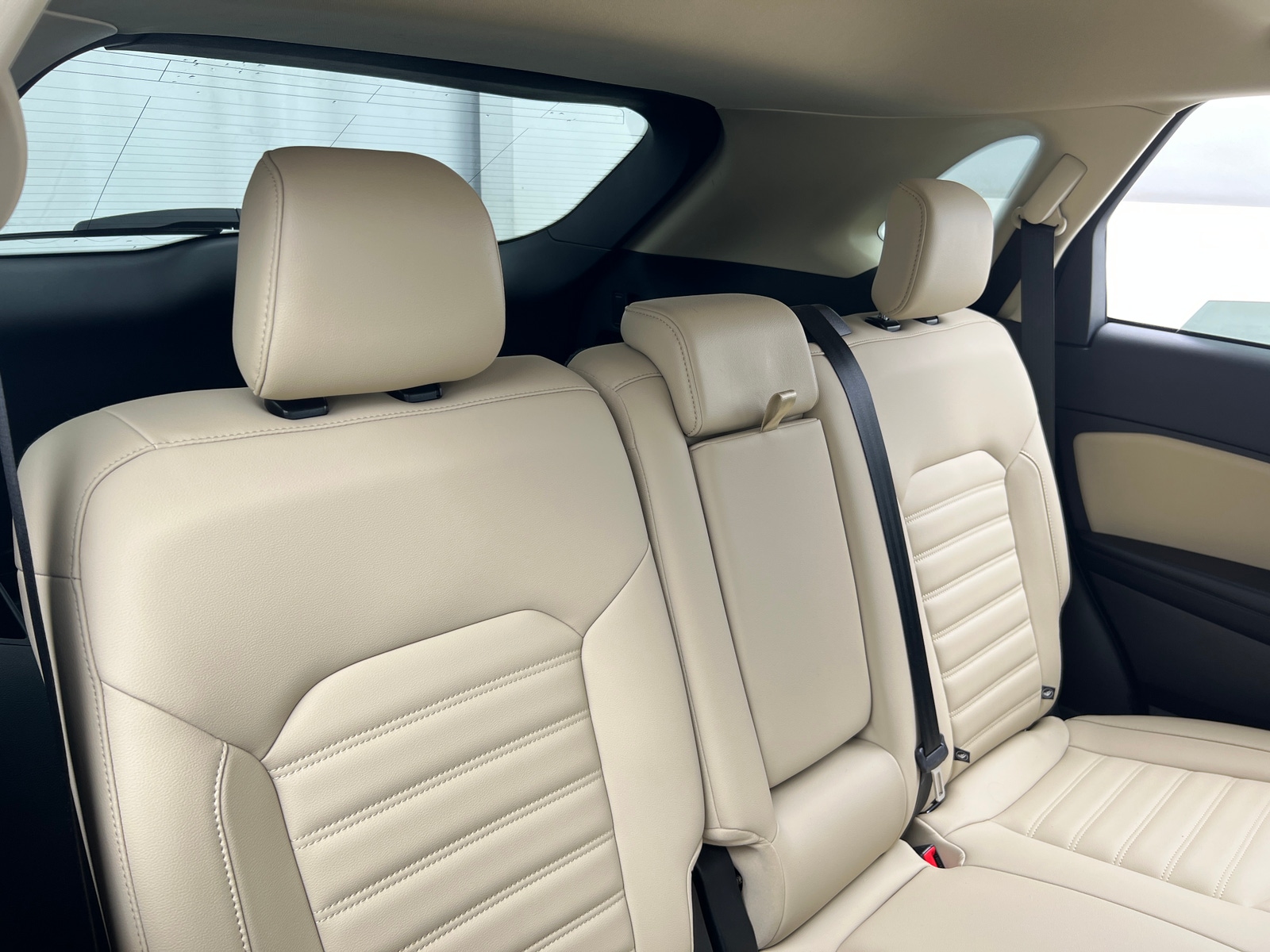 Thumbnail: 2022 Ford Edge - 5