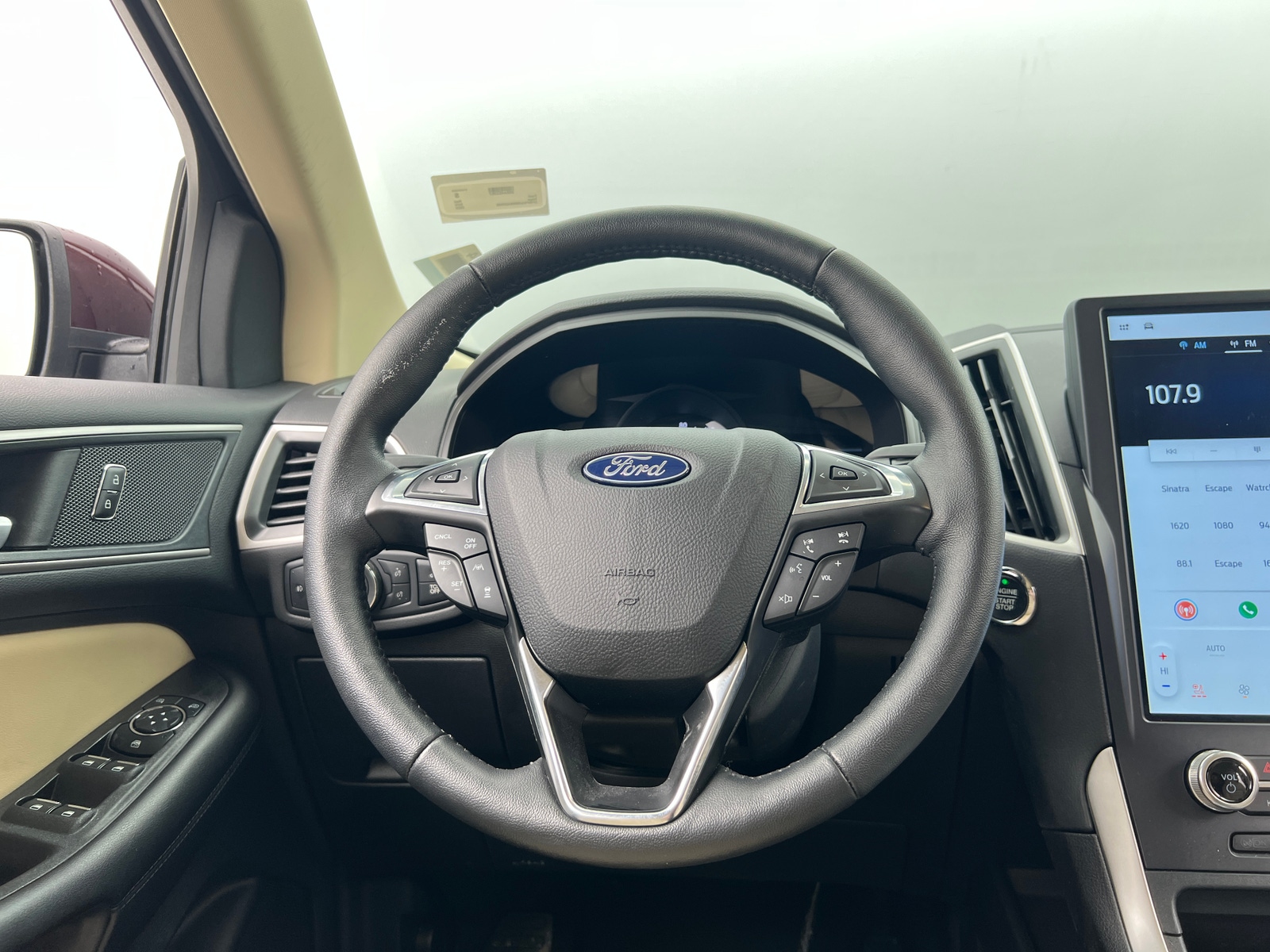 Thumbnail: 2022 Ford Edge - 4