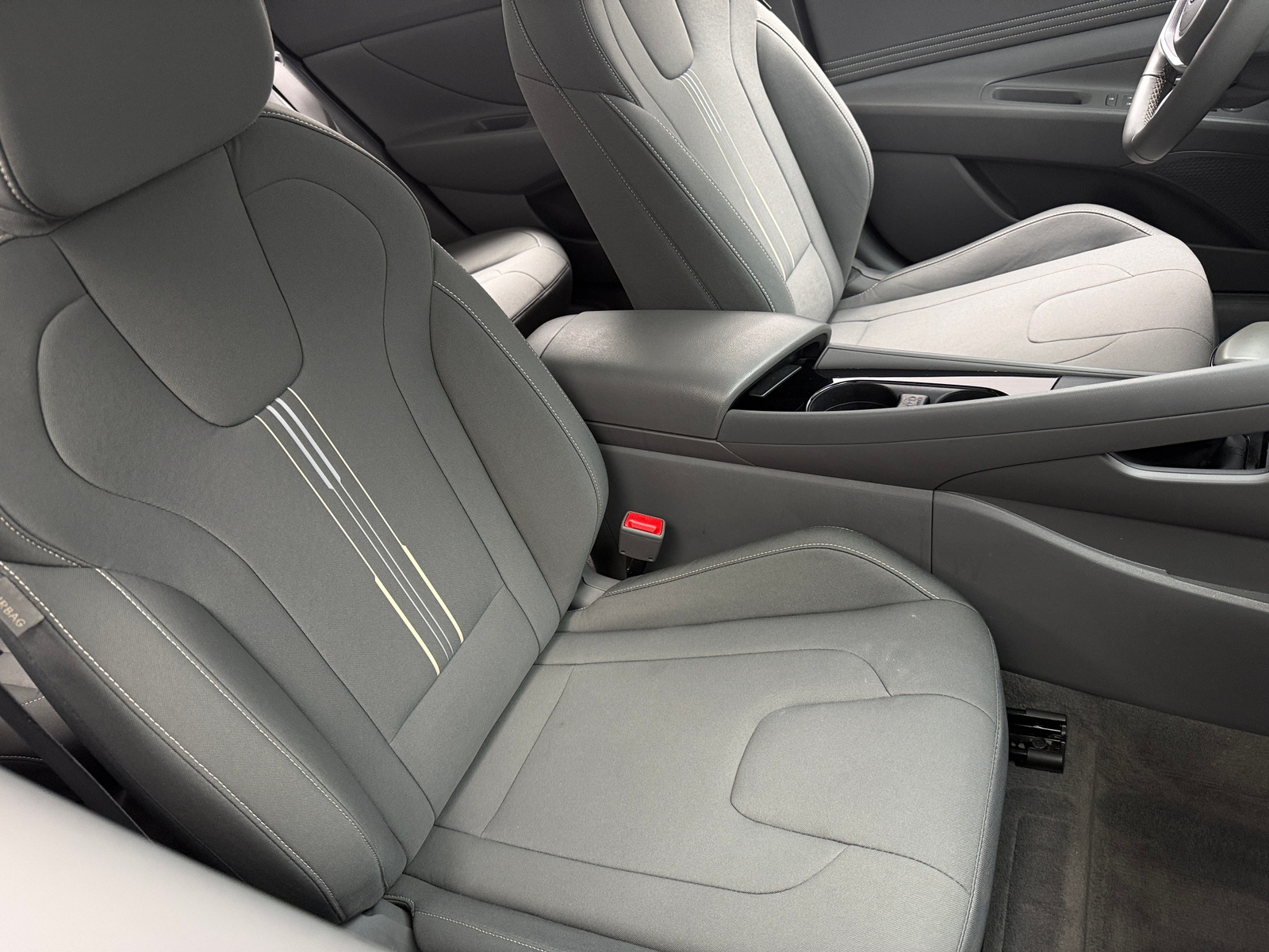 Thumbnail: 2023 Hyundai Elantra - 2