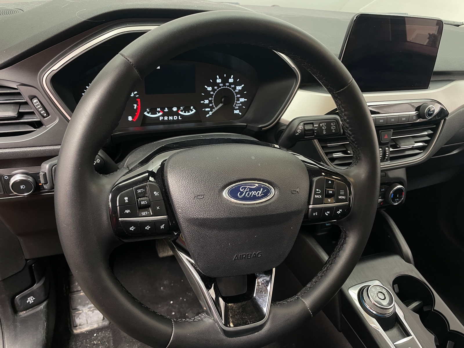 Thumbnail: 2022 Ford Escape - 4