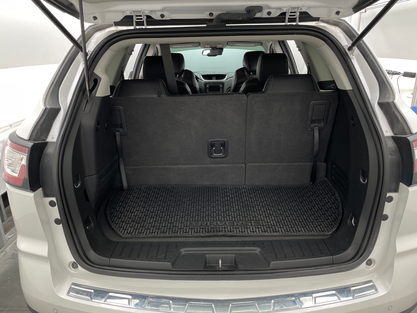 Thumbnail: 2017 Chevrolet Traverse - 6