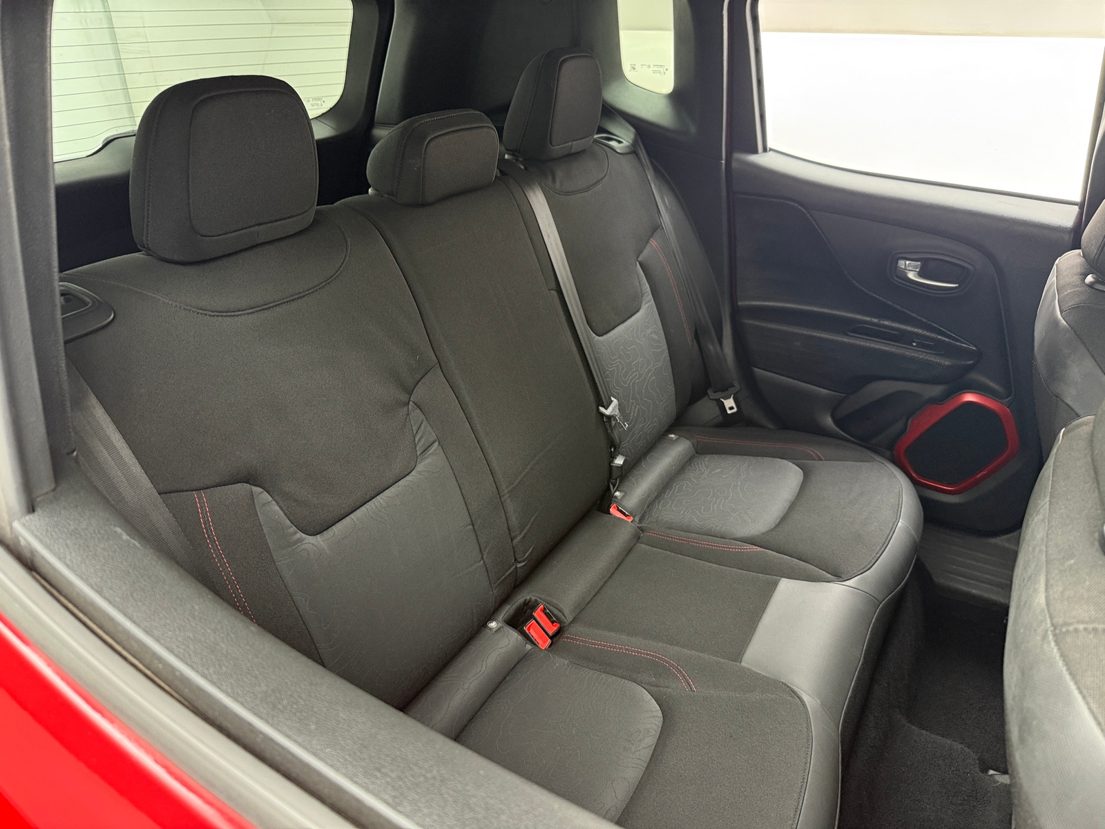 Thumbnail: 2015 Jeep Renegade - 6