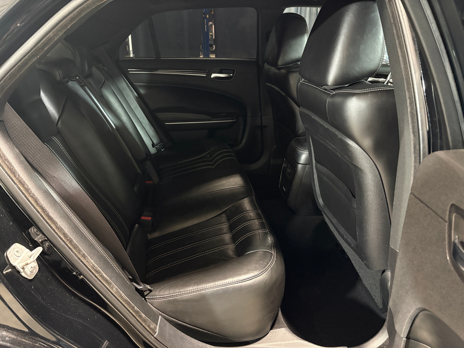 Thumbnail: 2019 Chrysler 300 - 5