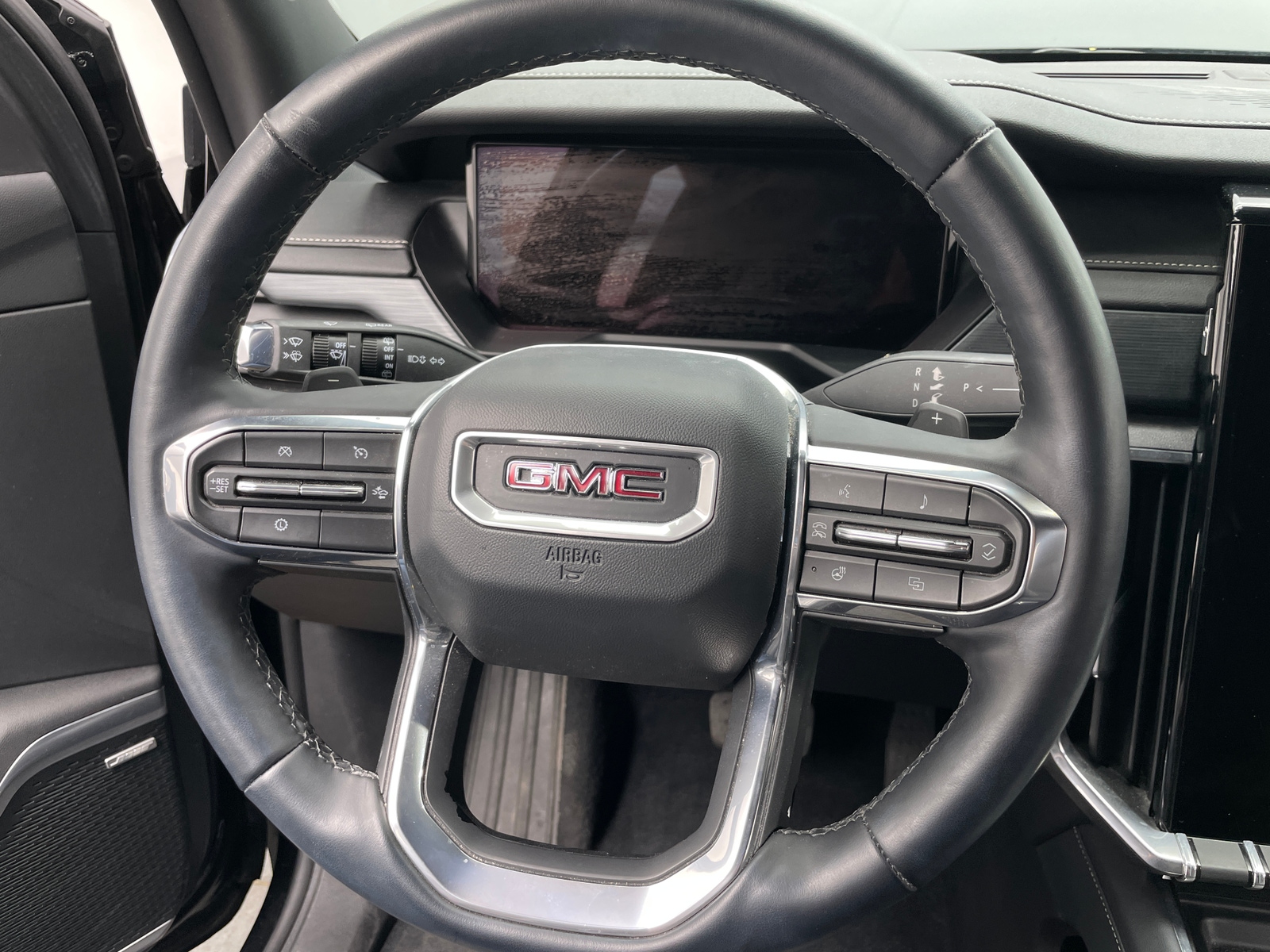 Thumbnail: 2025 GMC Acadia - 5