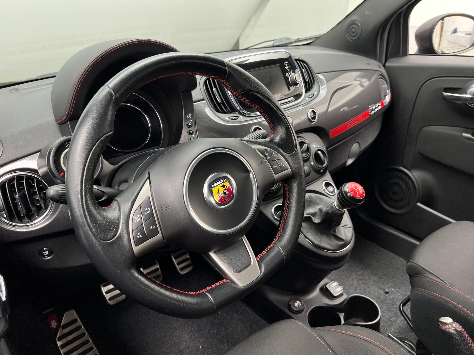 Thumbnail: 2018 Fiat 500 - 5