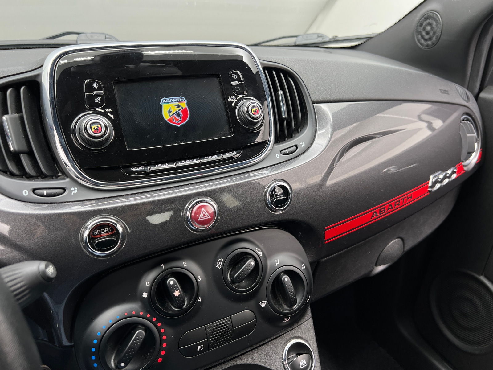 Thumbnail: 2018 Fiat 500 - 4