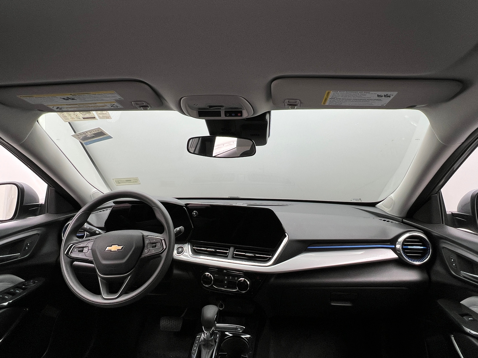 Thumbnail: 2025 Chevrolet Trax - 3