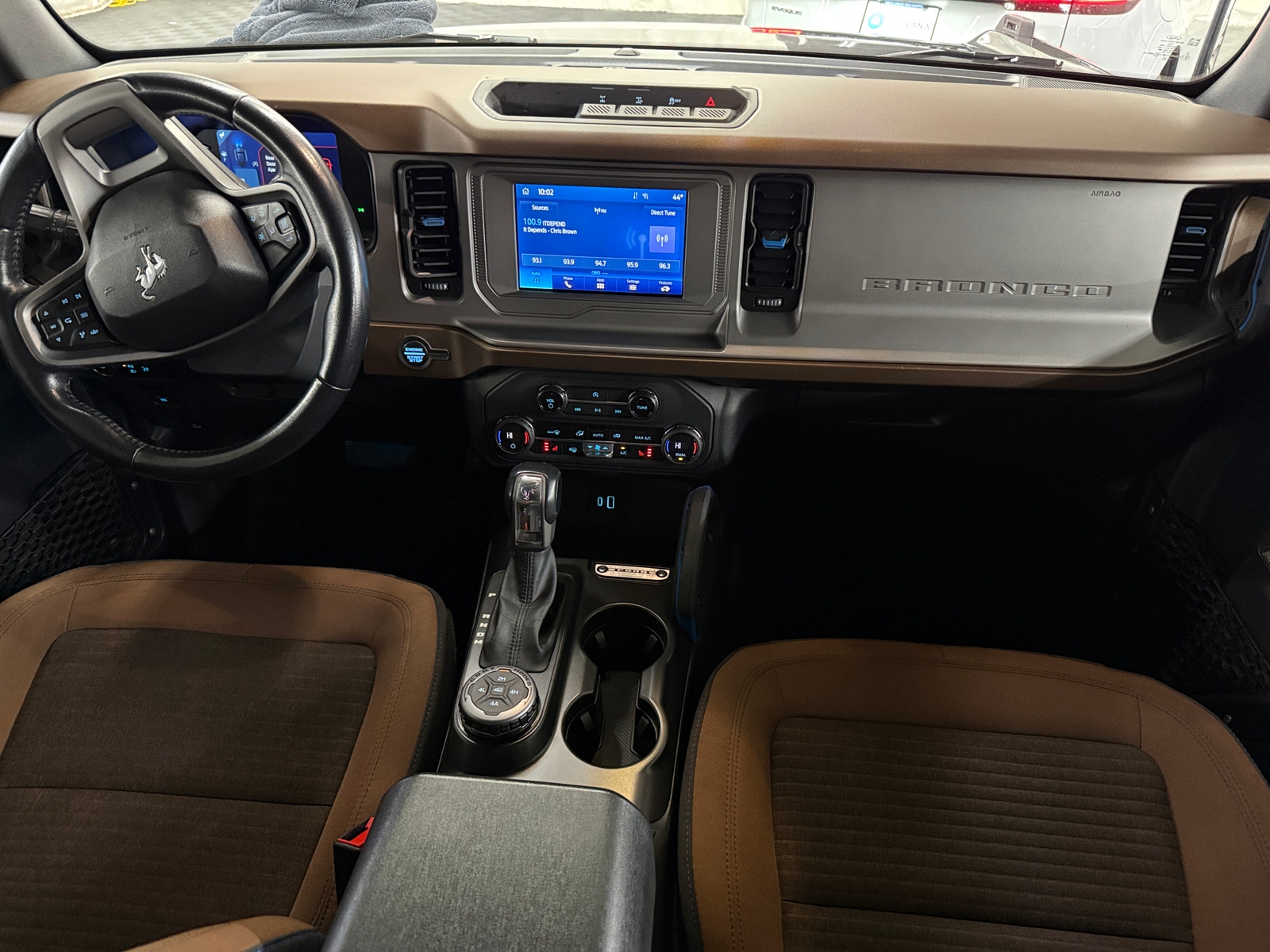 Thumbnail: 2023 Ford Bronco - 3