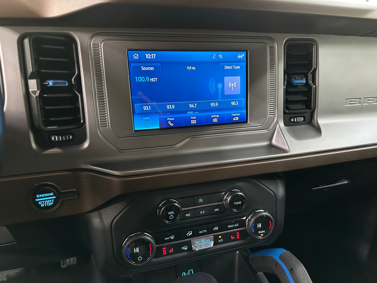 Thumbnail: 2023 Ford Bronco - 4