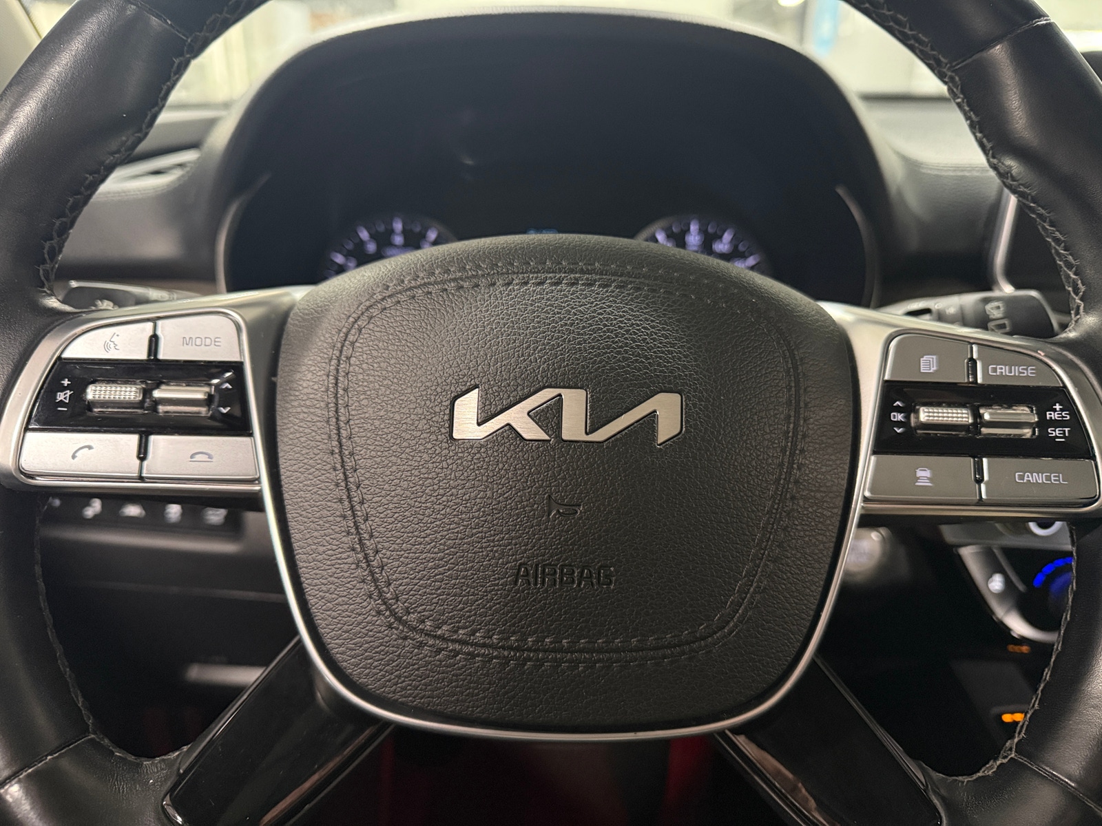 Thumbnail: 2022 Kia Telluride - 4