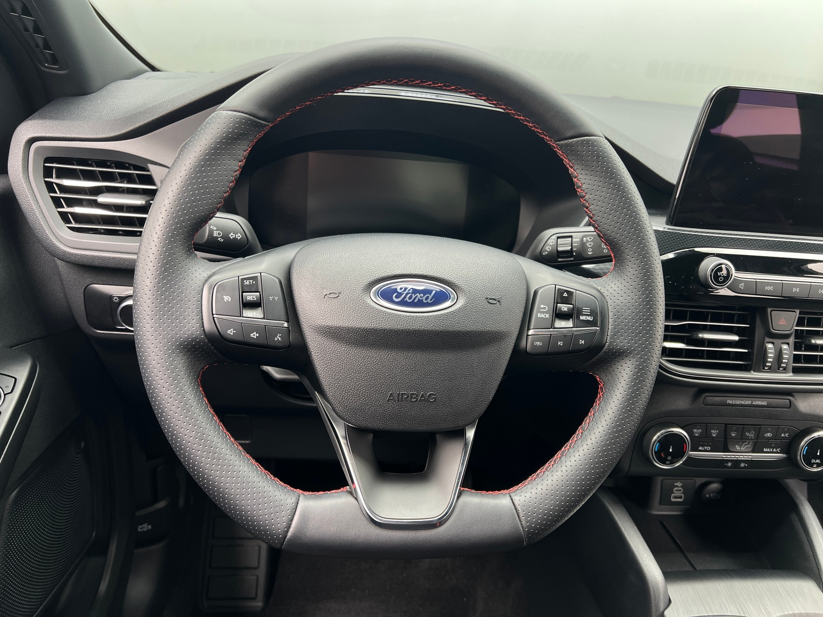 Thumbnail: 2025 Ford Escape - 5