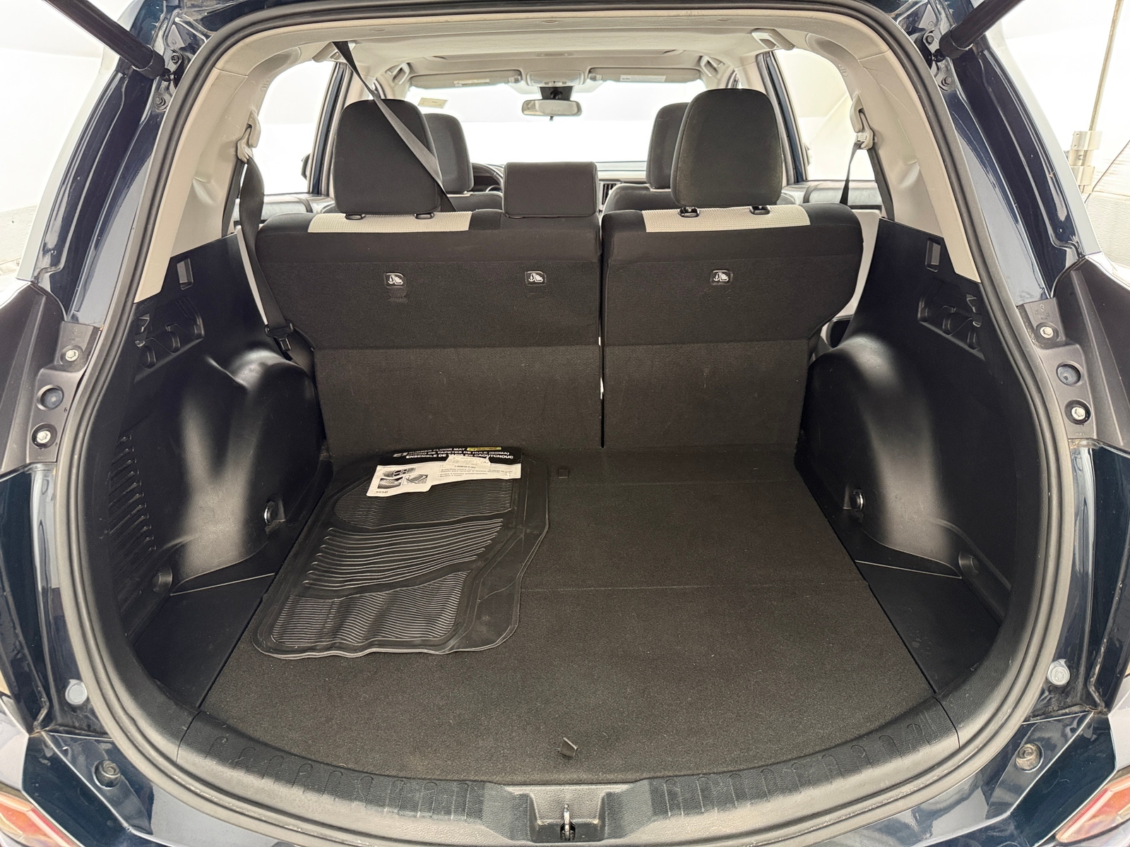 Thumbnail: 2018 Toyota RAV4 - 7