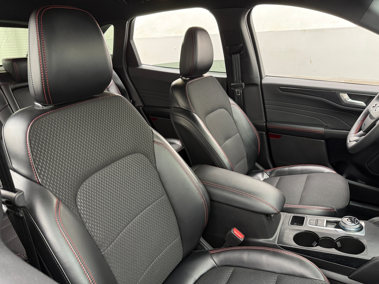 Thumbnail: 2023 Ford Escape - 2