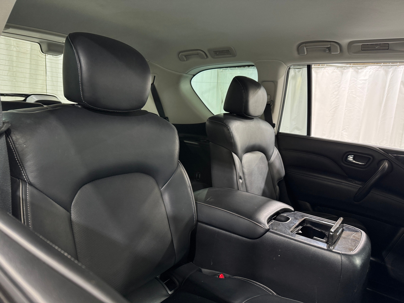 Thumbnail: 2023 INFINITI QX80 - 5