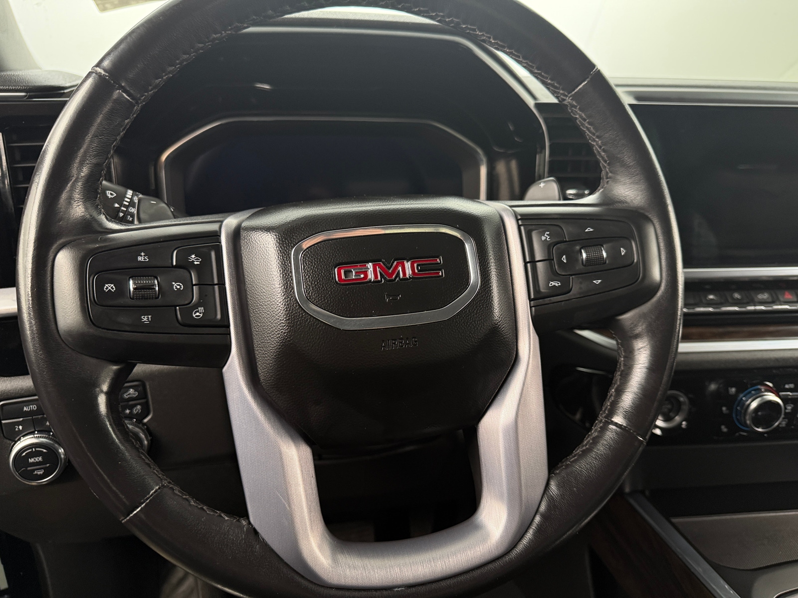 Thumbnail: 2022 GMC Sierra 1500 - 4