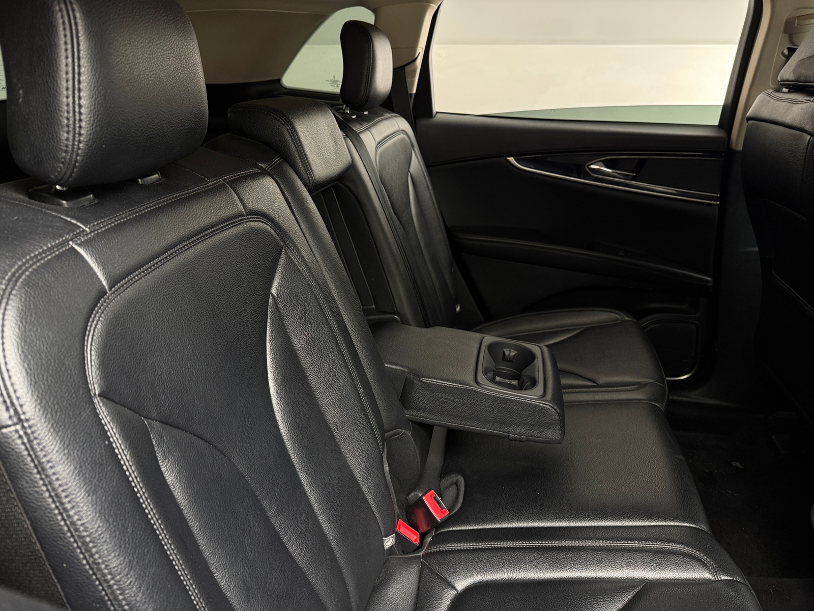 Thumbnail: 2023 Lincoln Nautilus - 5