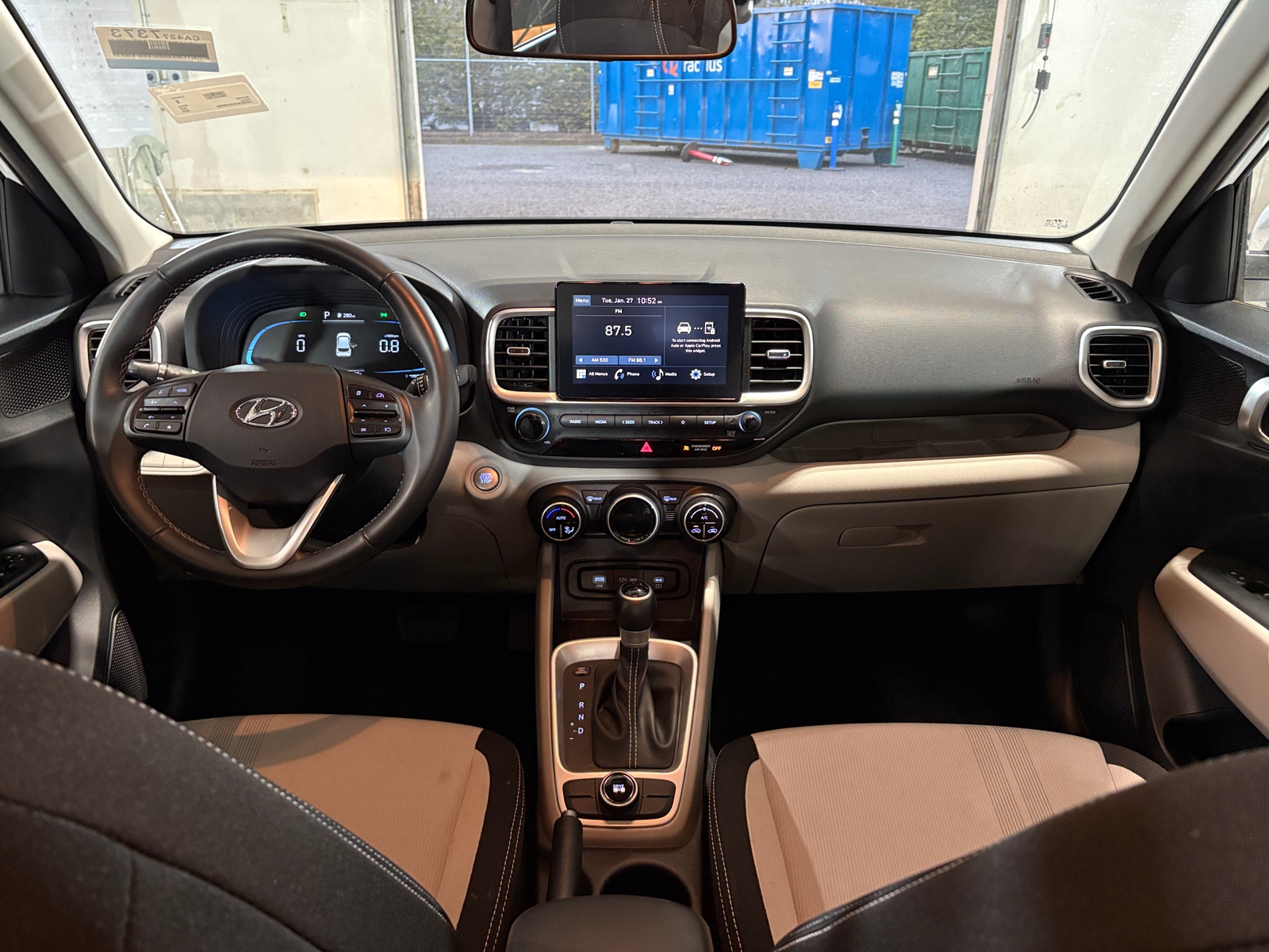 Thumbnail: 2025 Hyundai Venue - 3