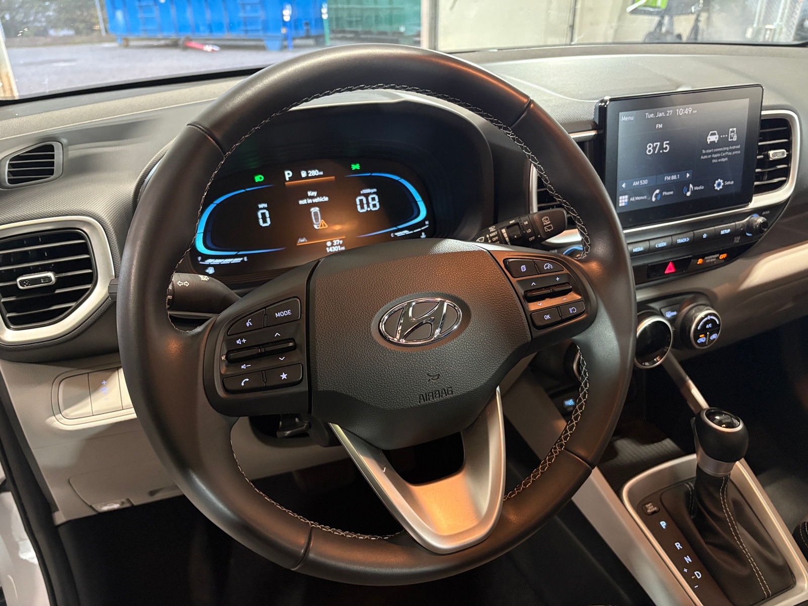 Thumbnail: 2025 Hyundai Venue - 5