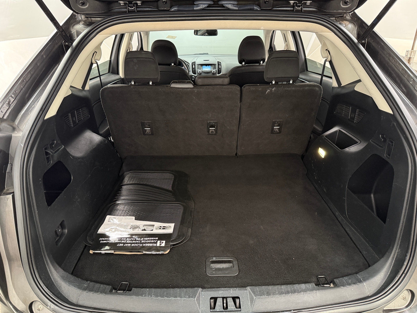 Thumbnail: 2019 Ford Edge - 7