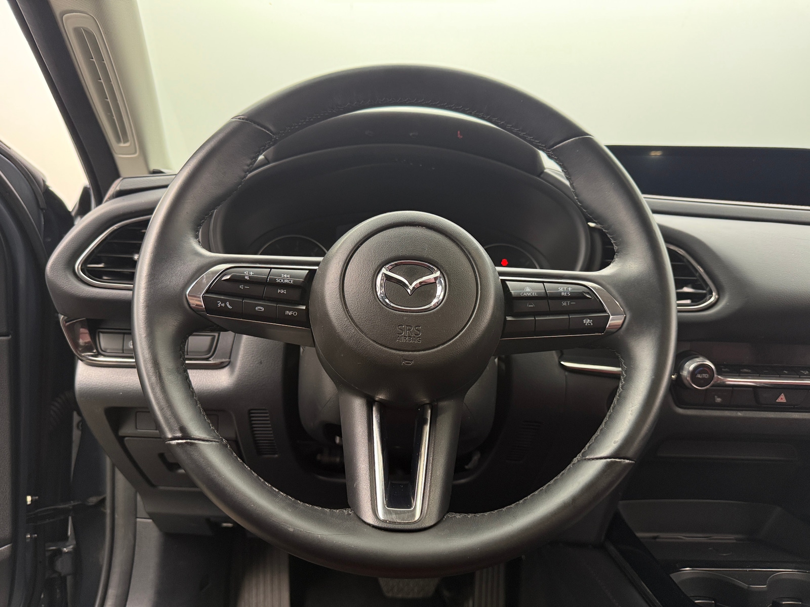 Thumbnail: 2025 Mazda CX-30 - 4